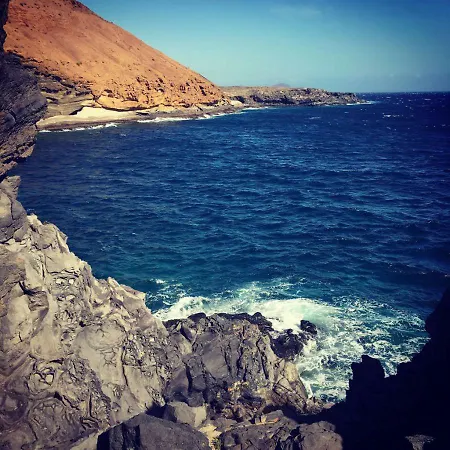 Alondras Park Brm شقة طوستا ديل سيلونثيو